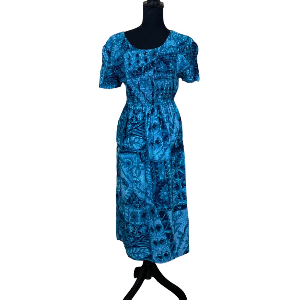 EUC Hilo Hattie Smocked Bodice Midi Dress (S)